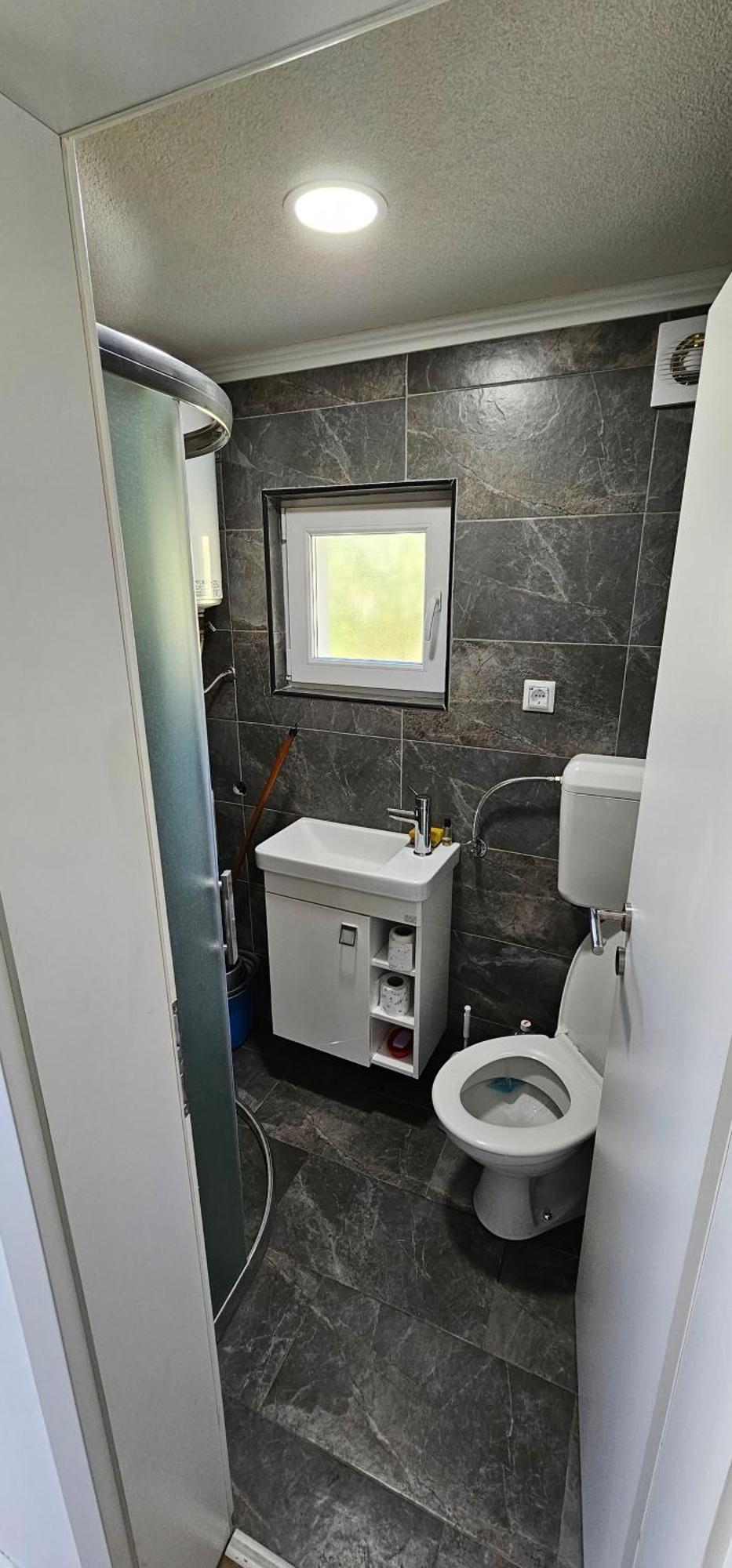 Apartmani Roki Tuzla Buitenkant foto