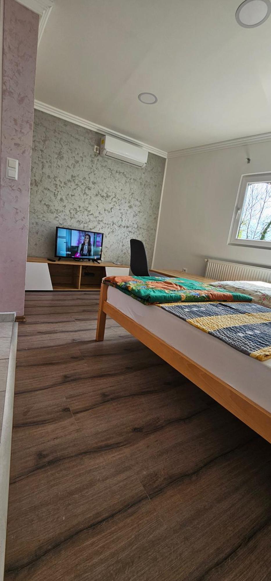 Apartmani Roki Tuzla Buitenkant foto